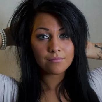 Profil de Sakina, 31 ans, Pute à Aston (Ariège)