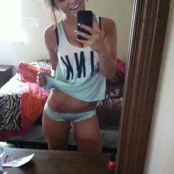 Profil de Lycia, 34 ans, Pute à Fismes (Marne)