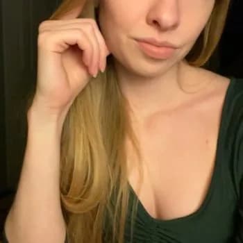 Marta - Pute à Alet-les-Bains Profil de Marta, 23 ans, Pute à Alet-les-Bains (Aude)