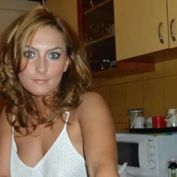 Profil de Ania, 30 ans, Pute à Courzieu (Rhône)