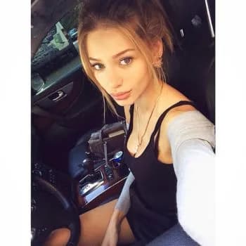 Profil de Medina, 32 ans, Pute à Balaguier-d'Olt (Aveyron)