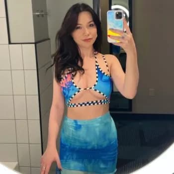 Profil de Hind, 28 ans, Pute à Boulay-les-Barres (Loiret)