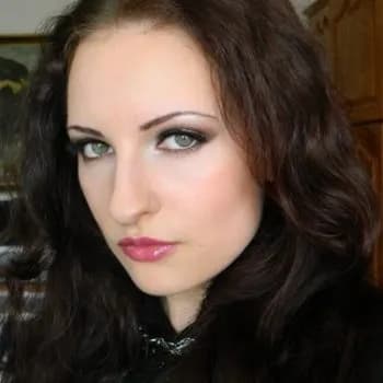 Mao - Pute à Arpaillargues-et-Aureillac Profil de Mao, 32 ans, Pute à Arpaillargues-et-Aureillac (Gard)