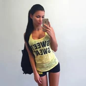 Profil de Noélie, 27 ans, Pute à Beaugies-sous-Bois (Oise)