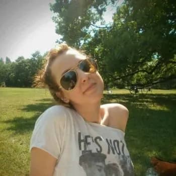 Nova - Pute à Béard-Géovreissiat Profil de Nova, 20 ans, Pute à Béard-Géovreissiat (Ain)