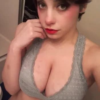 Profil de Maïlys, 27 ans, Pute à Battigny (Meurthe-et-Moselle)