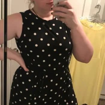 Profil de Eulalie, 26 ans, Pute à Dixmont (Yonne)