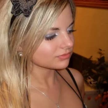 Asya - Pute à Branoux-les-Taillades Profil de Asya, 34 ans, Pute à Branoux-les-Taillades (Gard)