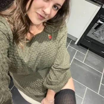 Profil de Keren, 19 ans, Pute à Baulou (Ariège)
