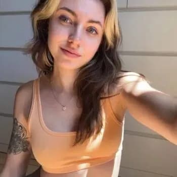 Profil de Octavia, 23 ans, Pute à Corbehem (Pas-de-Calais)