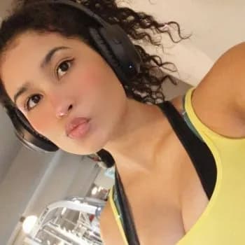 Malory - Pute à Aurons Profil de Malory, 33 ans, Pute à Aurons (Bouches-du-Rhône)