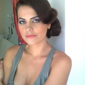 Sabrina - Pute à Aureil Profil de Sabrina, 30 ans, Pute à Aureil (Haute-Vienne)