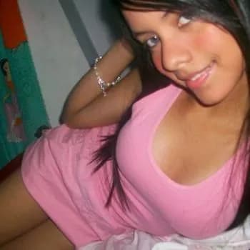 Feryel - Pute à Coudons Profil de Feryel, 21 ans, Pute à Coudons (Aude)