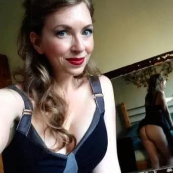 Ghjulia - Pute à Auvare Profil de Ghjulia, 30 ans, Pute à Auvare (Alpes-Maritimes)