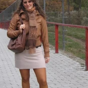 Lyne - Pute à Chéu Profil de Lyne, 34 ans, Pute à Chéu (Yonne)