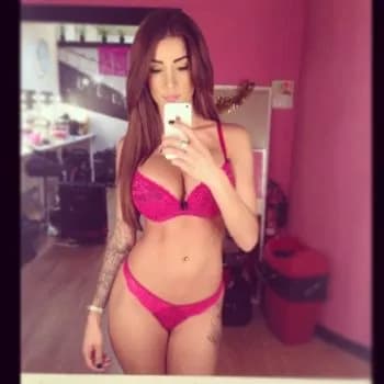 Théana - Pute à Brignais Profil de Théana, 20 ans, Pute à Brignais (Rhône)