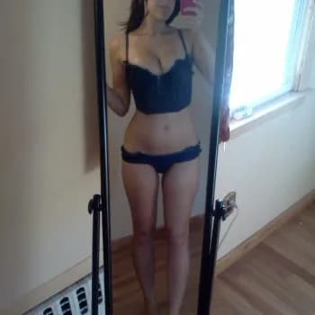 Sahel - Pute à Aurel Profil de Sahel, 25 ans, Pute à Aurel (Vaucluse)