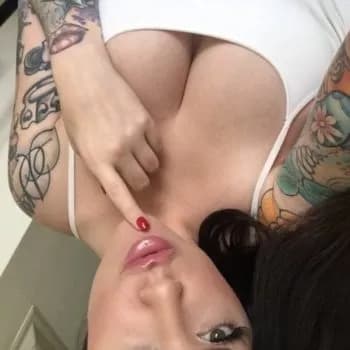 Perrine - Pute à Barbaira Profil de Perrine, 20 ans, Pute à Barbaira (Aude)