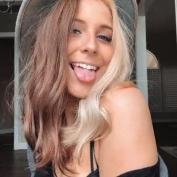 Joanna - Pute à Baâlon Profil de Joanna, 31 ans, Pute à Baâlon (Meuse)