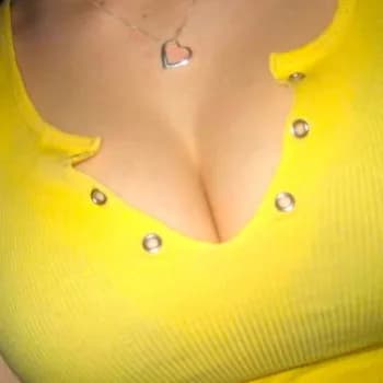 Eugénie - Pute à Beaujeu Profil de Eugénie, 21 ans, Pute à Beaujeu (Alpes-de-Haute-Provence)