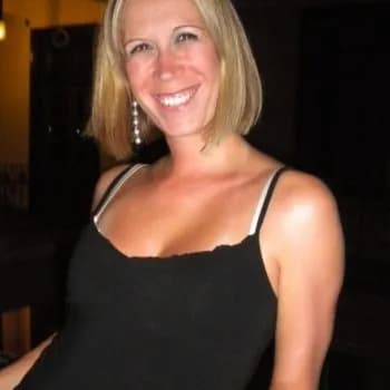 Paola - Pute à Charnay Profil de Paola, 34 ans, Pute à Charnay (Rhône)