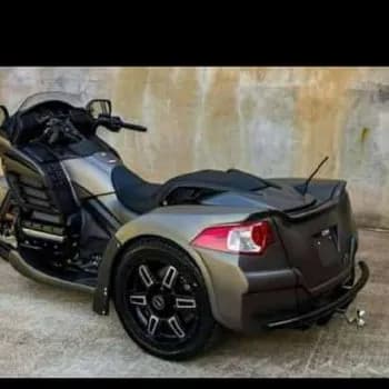 Nora - Pute à Bavans Profil de Nora, 19 ans, Pute à Bavans (Doubs)