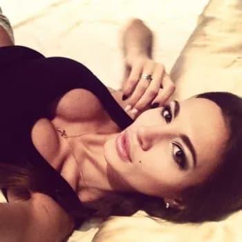 Eliana - Pute à Beauregard-Baret Profil de Eliana, 29 ans, Pute à Beauregard-Baret (Drôme)