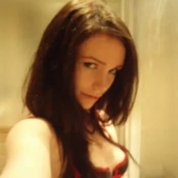 Liza - Pute à Clamart Profil de Liza, 32 ans, Pute à Clamart (Hauts-de-Seine)